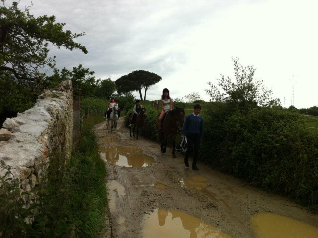Por caminos de Celorio a caballo
